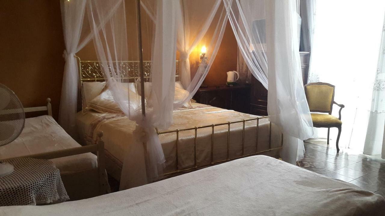 Albisola Bed And Breakfast Albisola Superiore Eksteriør bilde